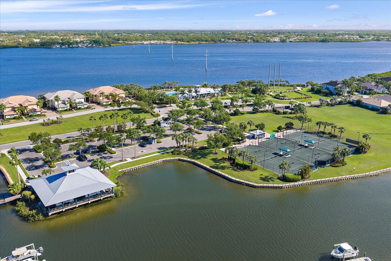 5040 LAKE OVERLOOK AVE, BRADENTON, FL, 34208