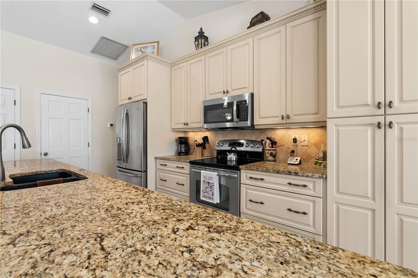 1374 WILLET CT, PUNTA GORDA, FL, 33950