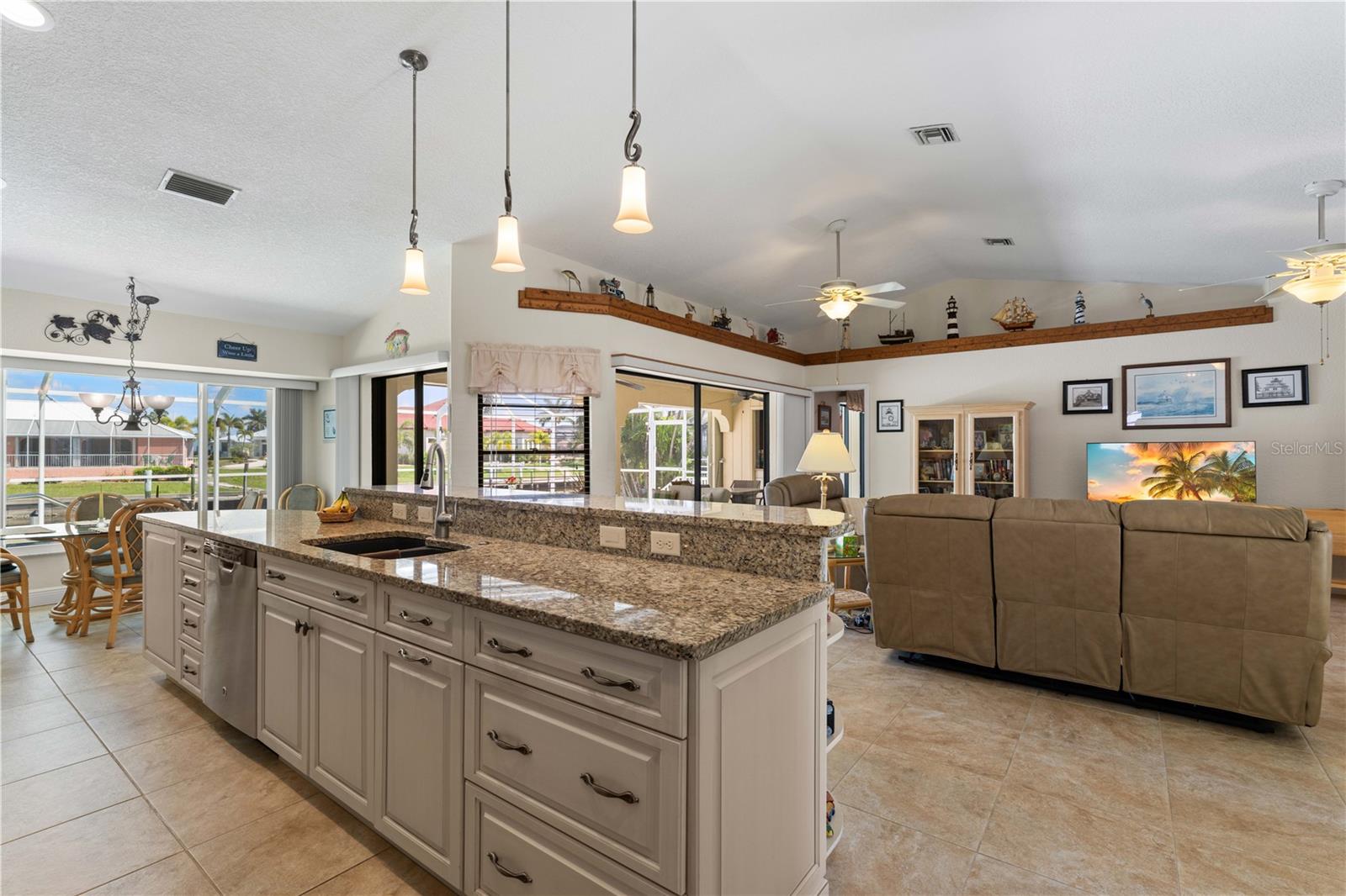 1374 WILLET CT, PUNTA GORDA, FL, 33950