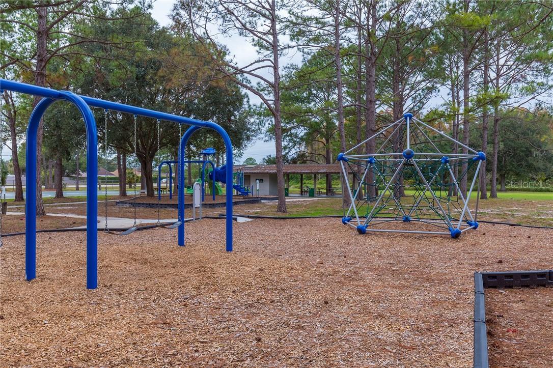 4711 RIDGE POINT DR, TAMPA, FL, 33624