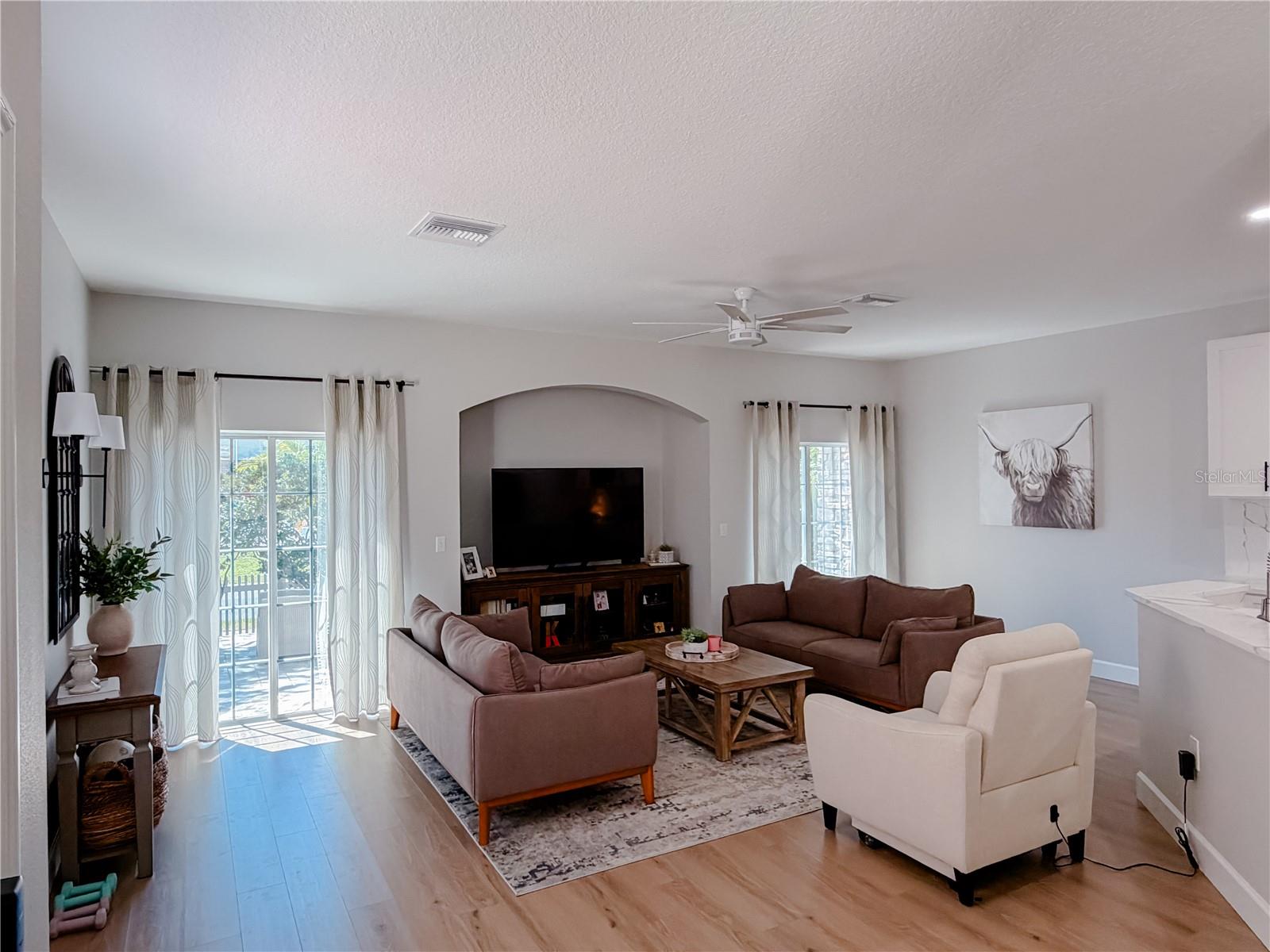 542 51ST AVE N, ST PETERSBURG, FL, 33703