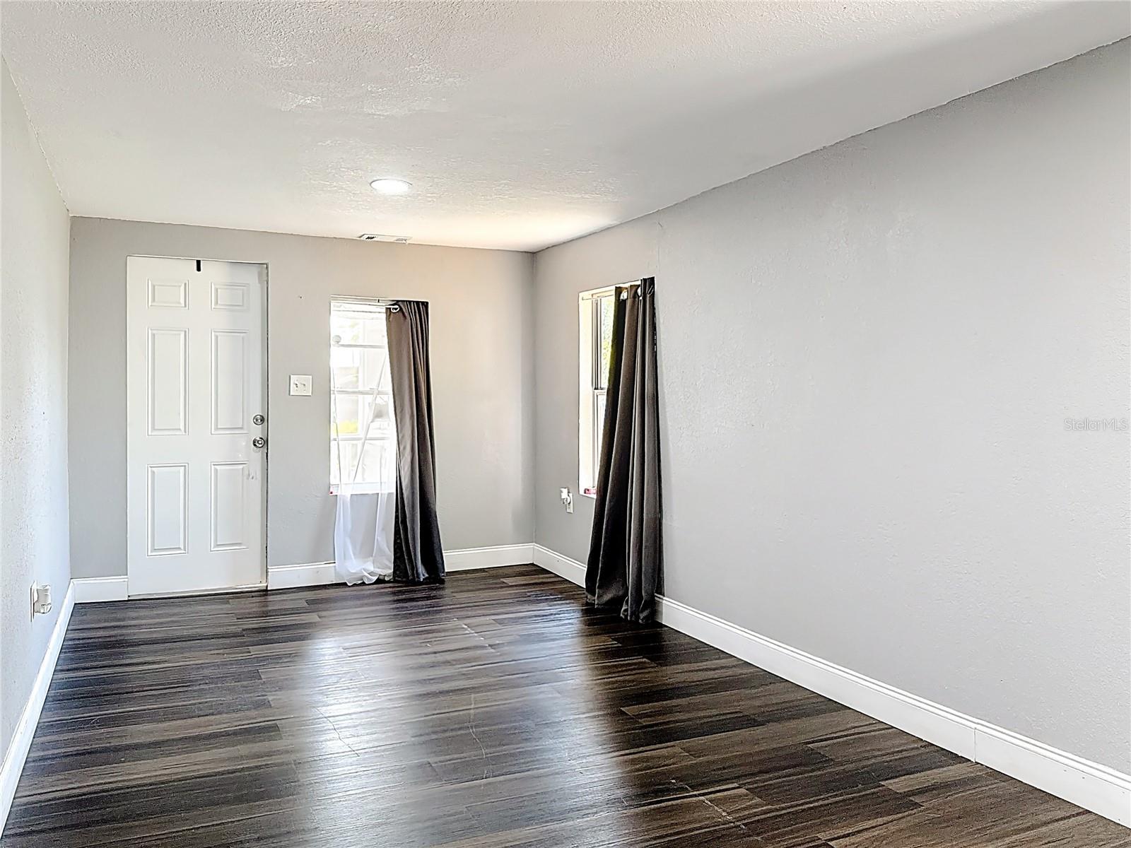 213 CLEVELAND AVE, WINTER HAVEN, FL, 33881