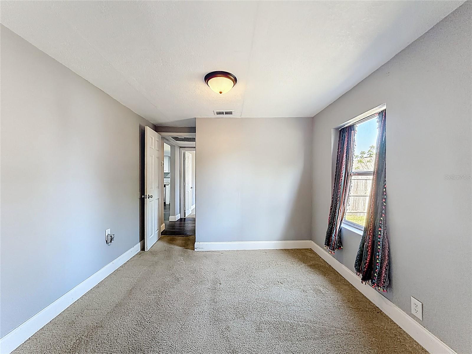 213 CLEVELAND AVE, WINTER HAVEN, FL, 33881