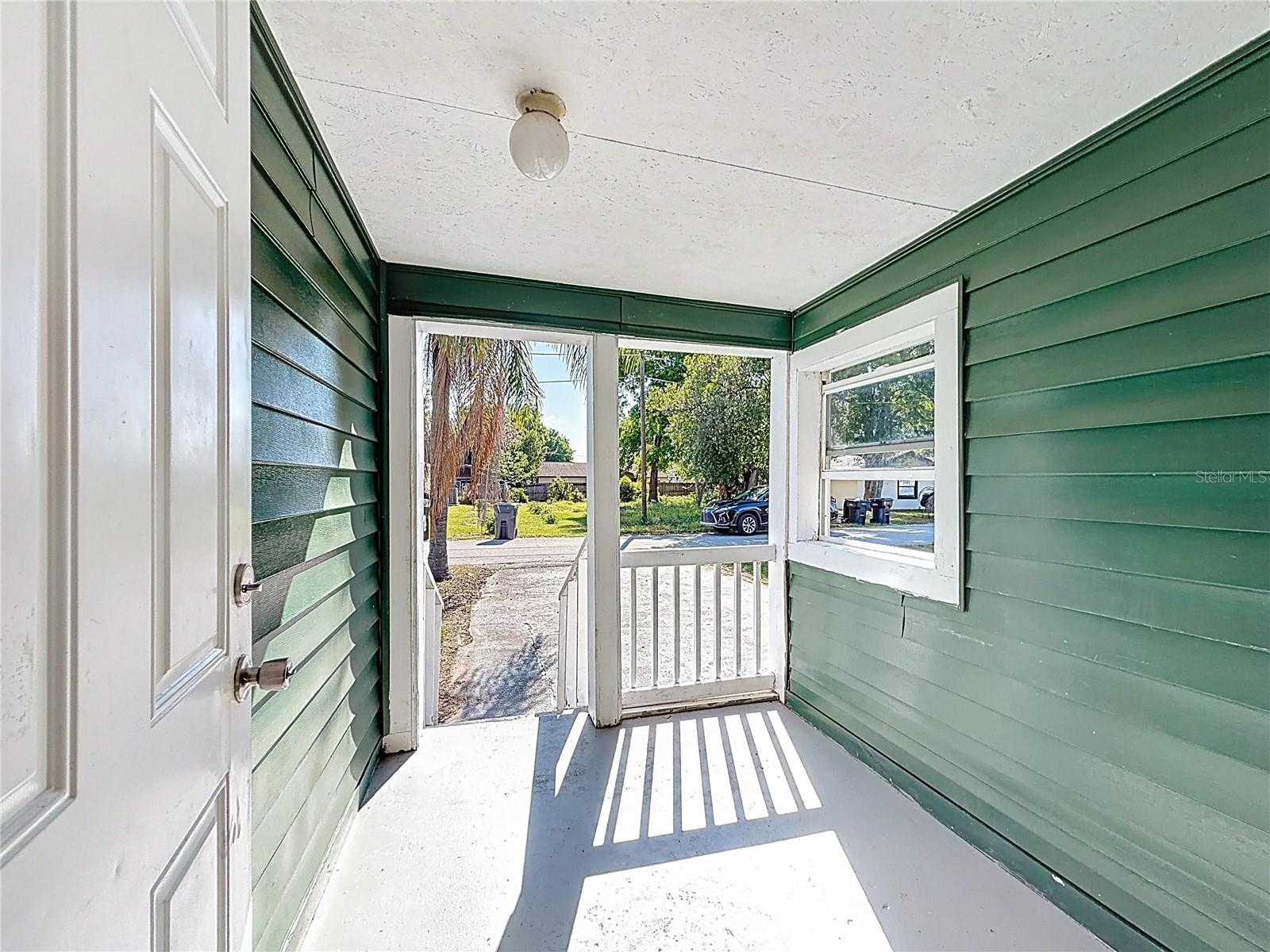213 CLEVELAND AVE, WINTER HAVEN, FL, 33881