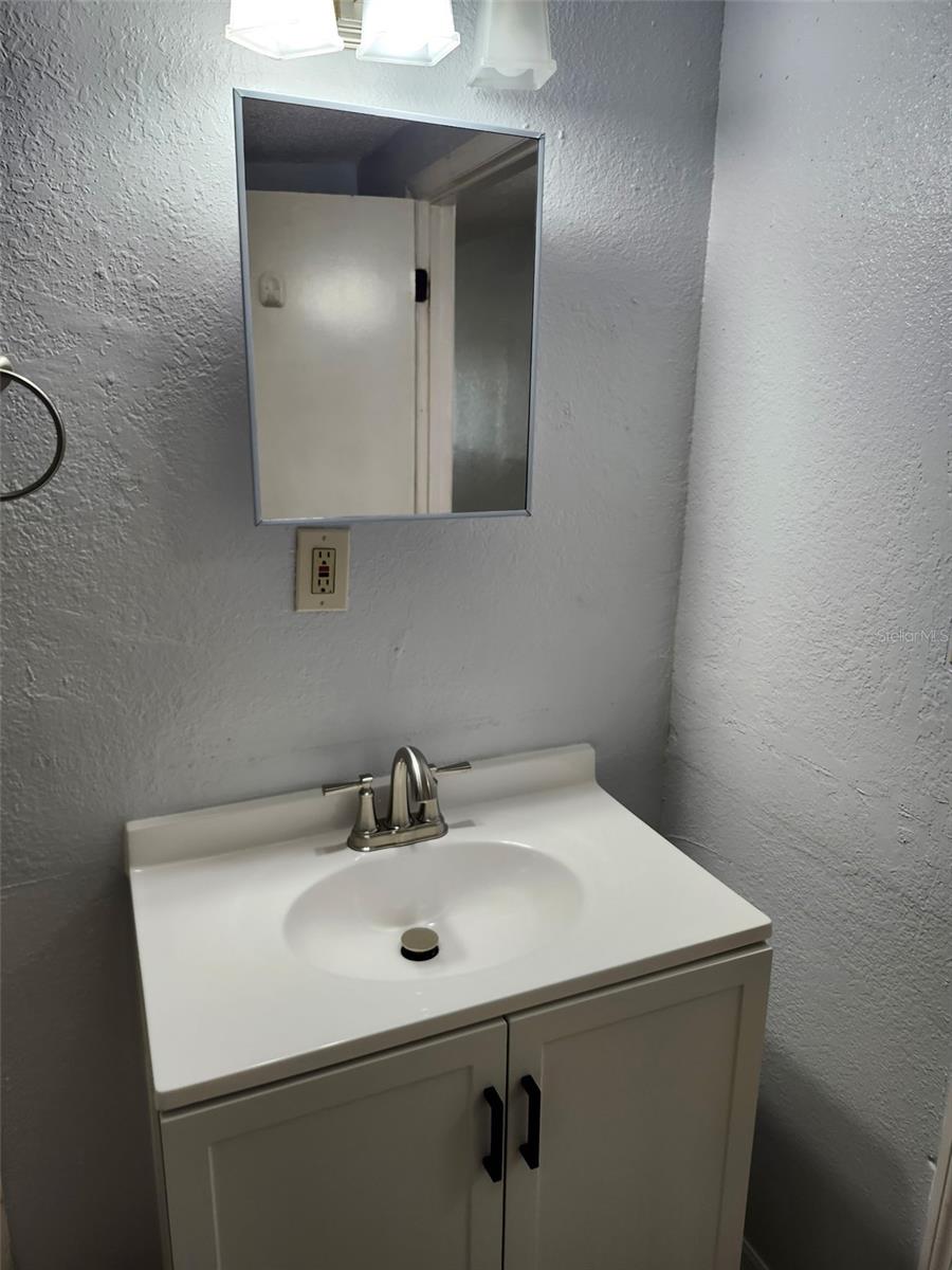 1315 WAIKIKI WAY, TAMPA, FL, 33619