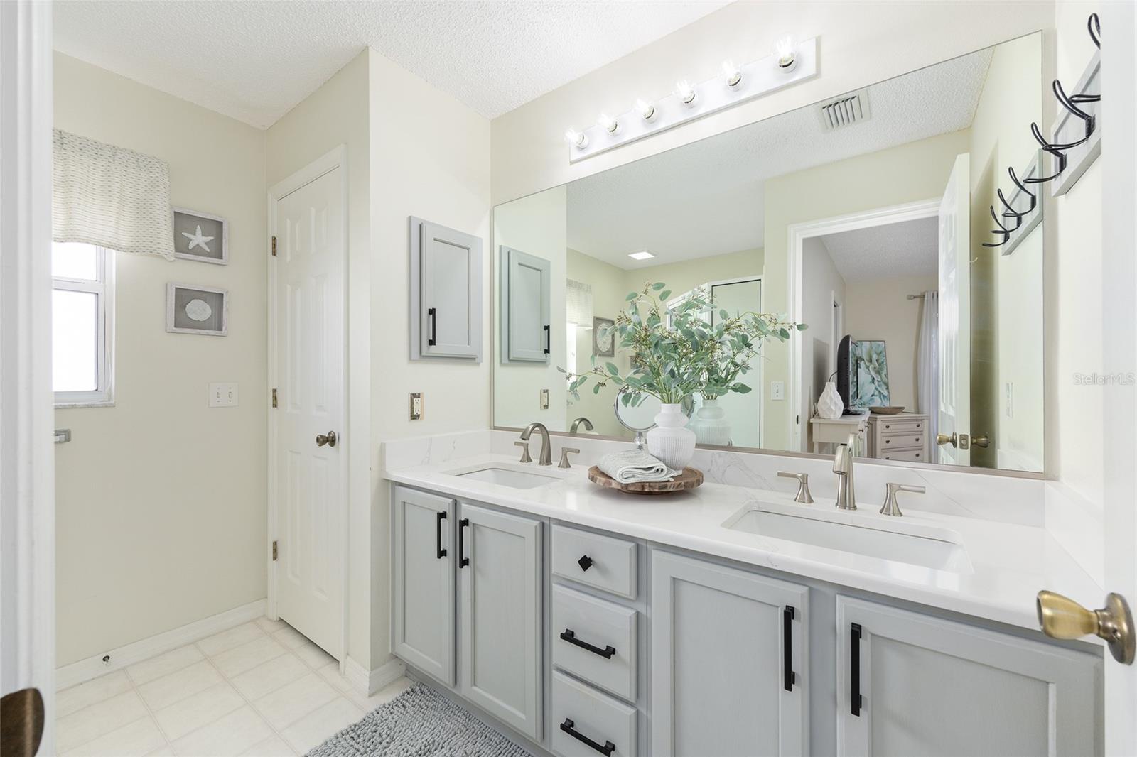 1504 AVILA PL, LADY LAKE, FL, 32159