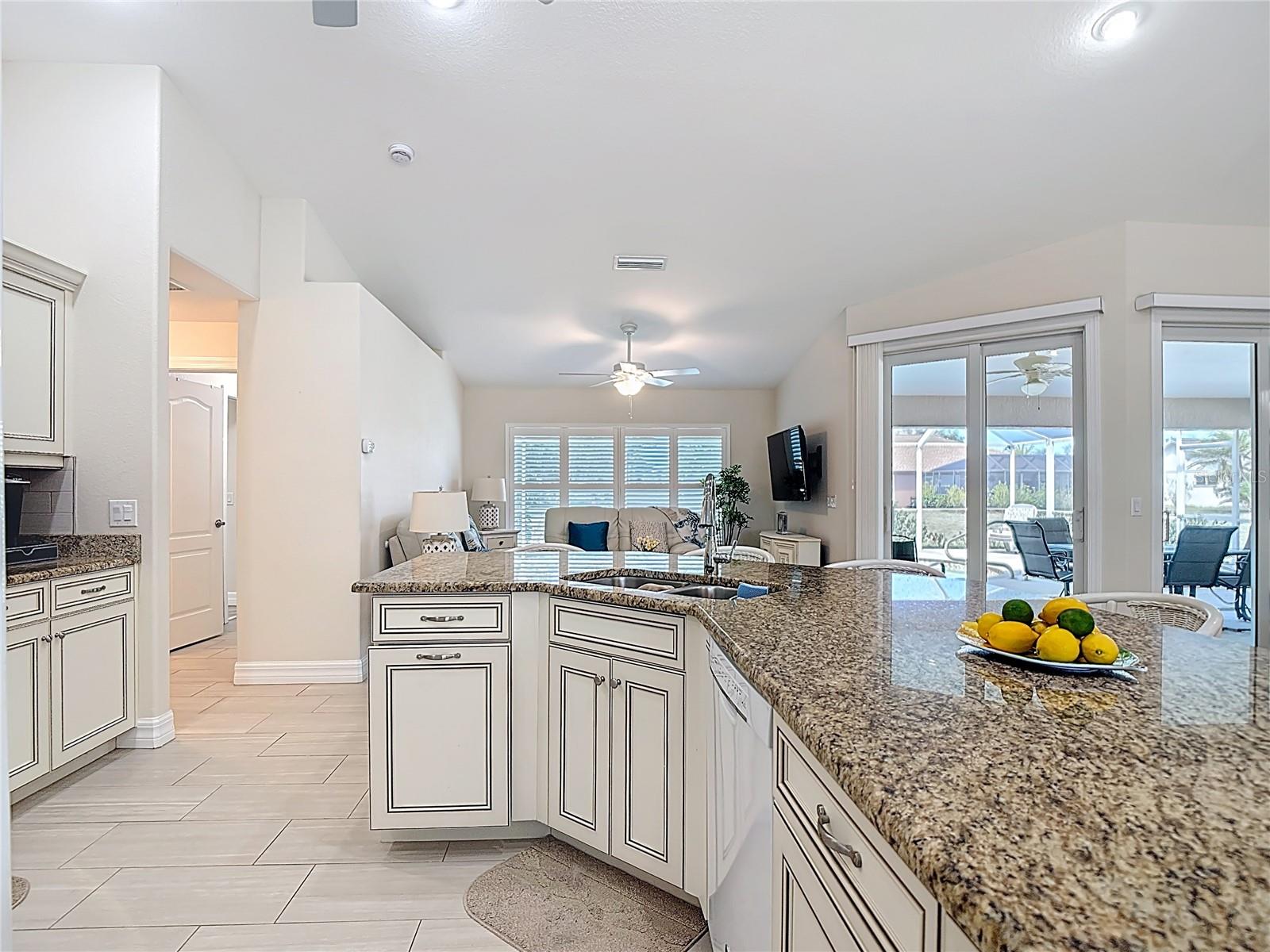 70 CLUBHOUSE RD, ROTONDA WEST, FL, 33947