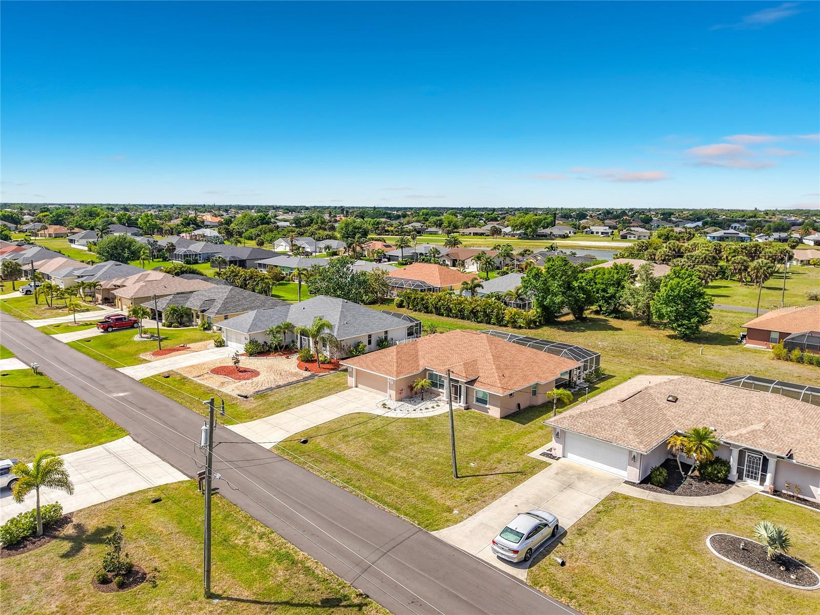 70 CLUBHOUSE RD, ROTONDA WEST, FL, 33947