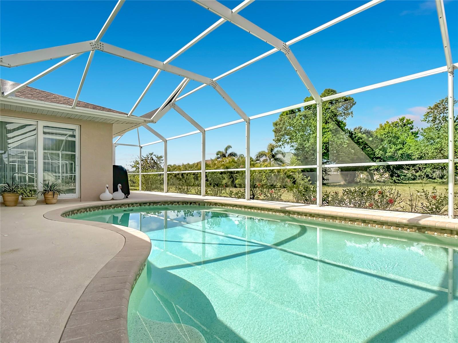 70 CLUBHOUSE RD, ROTONDA WEST, FL, 33947