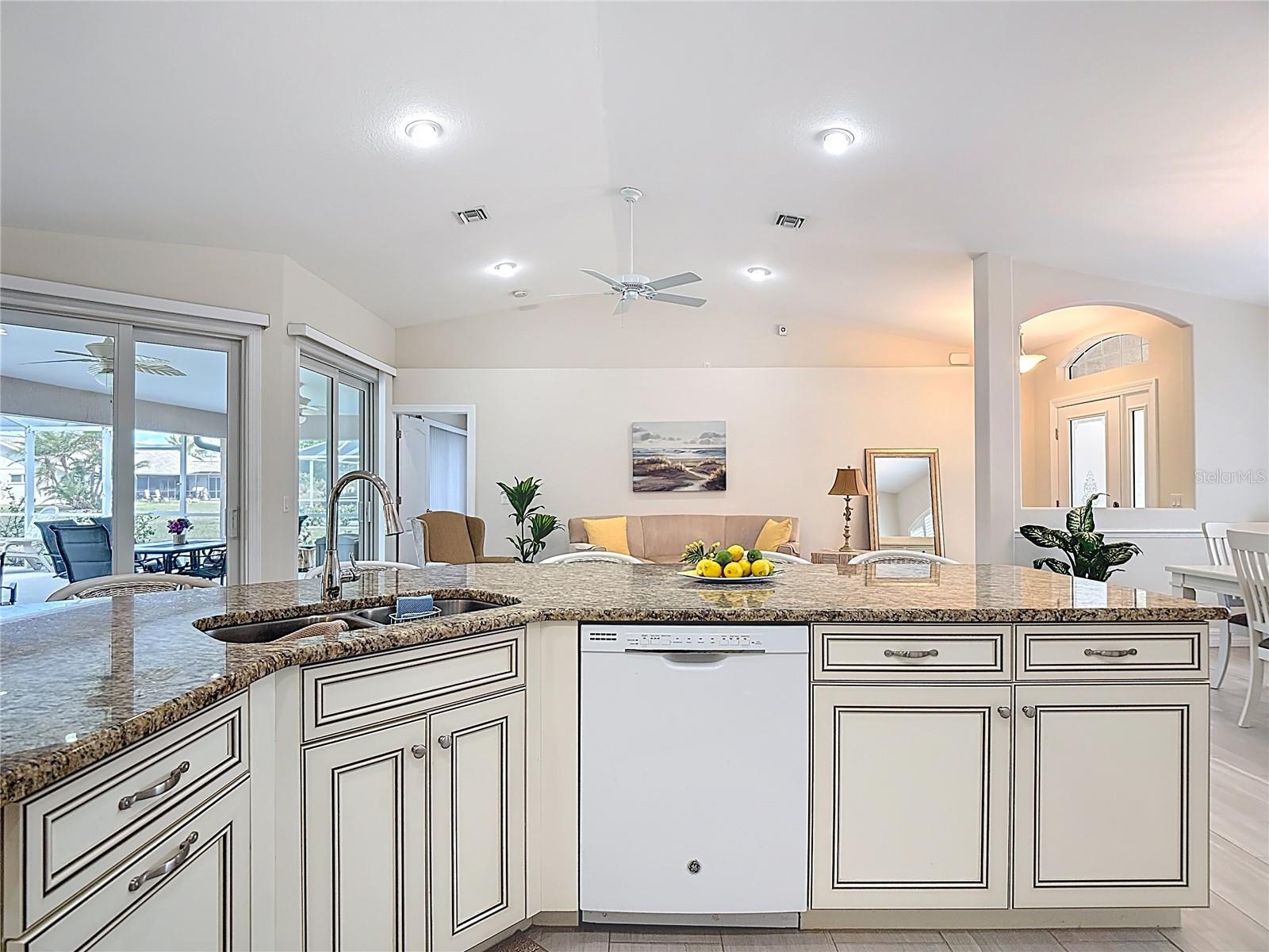 70 CLUBHOUSE RD, ROTONDA WEST, FL, 33947