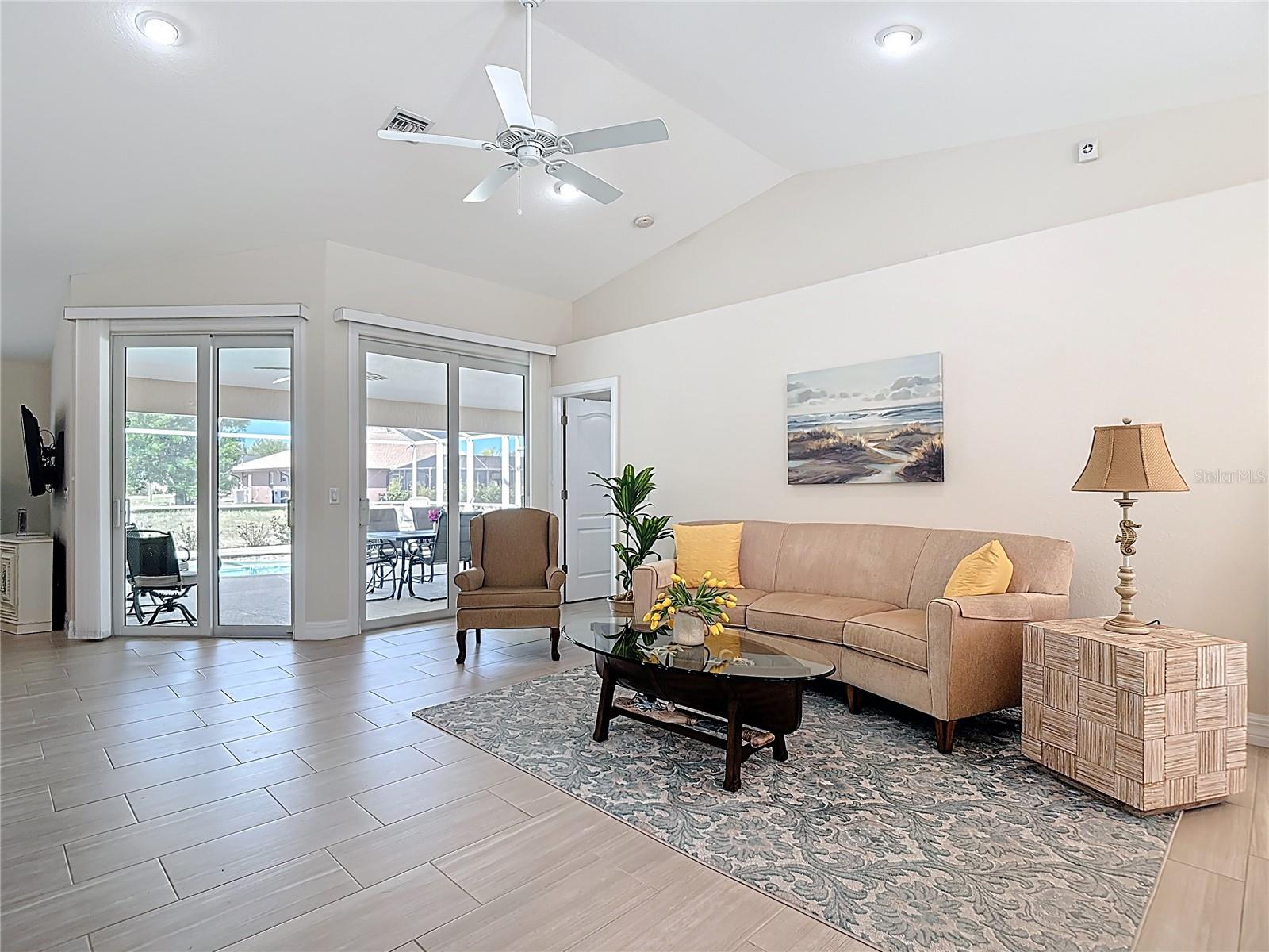 70 CLUBHOUSE RD, ROTONDA WEST, FL, 33947
