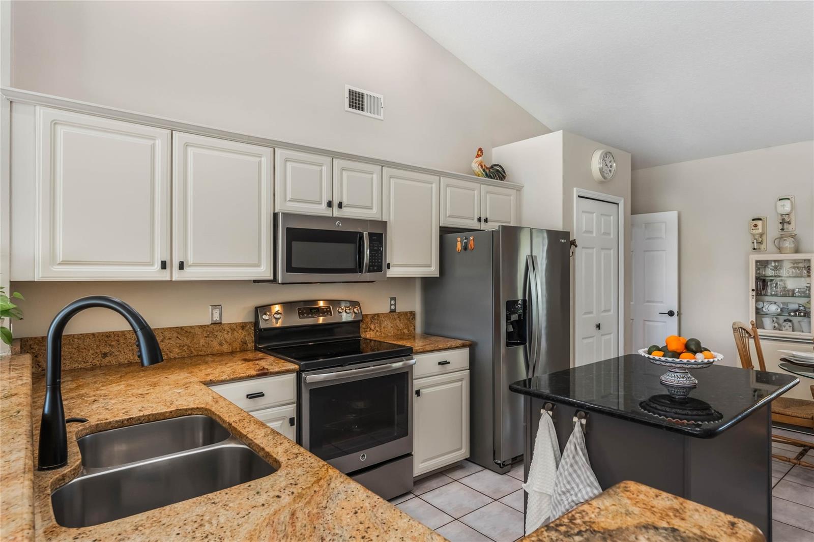 14310 LORD BARCLAY DR, ORLANDO, FL, 32837