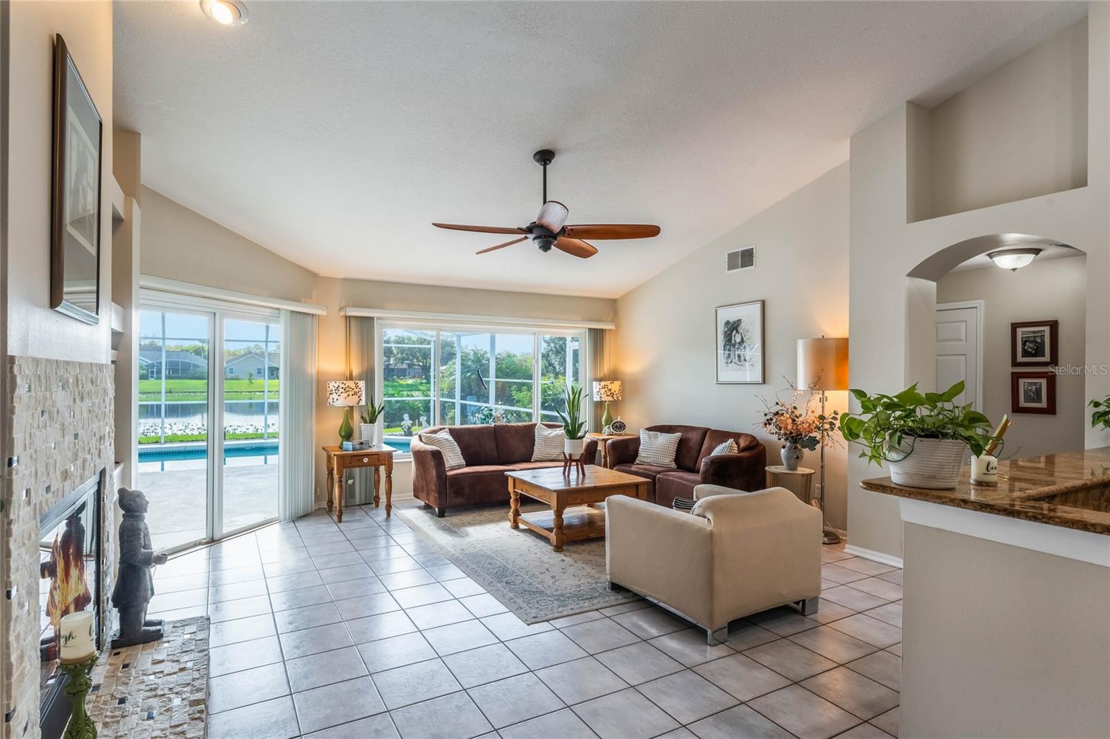 14310 LORD BARCLAY DR, ORLANDO, FL, 32837