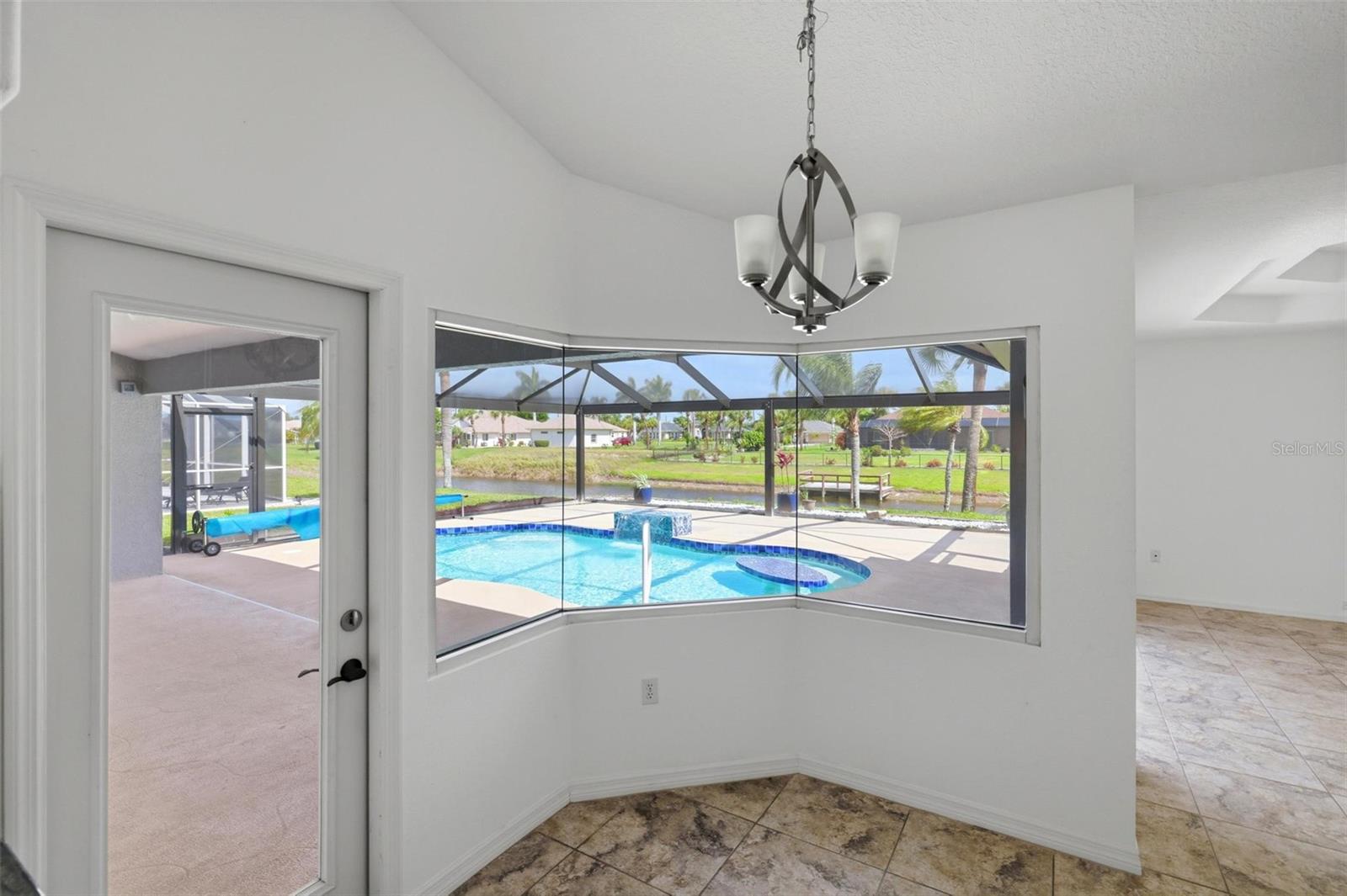 605 ROTONDA CIR, ROTONDA WEST, FL, 33947