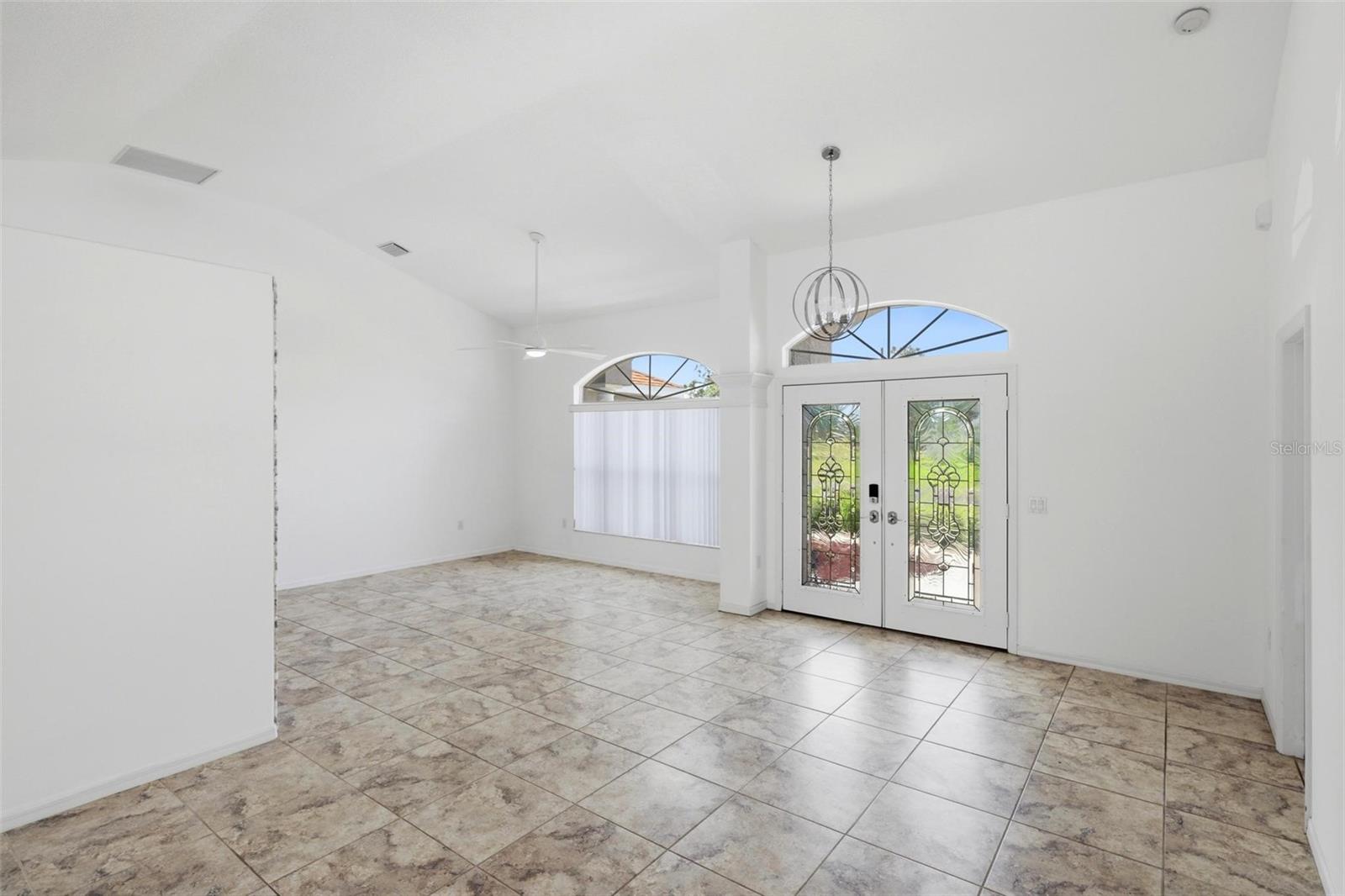 605 ROTONDA CIR, ROTONDA WEST, FL, 33947
