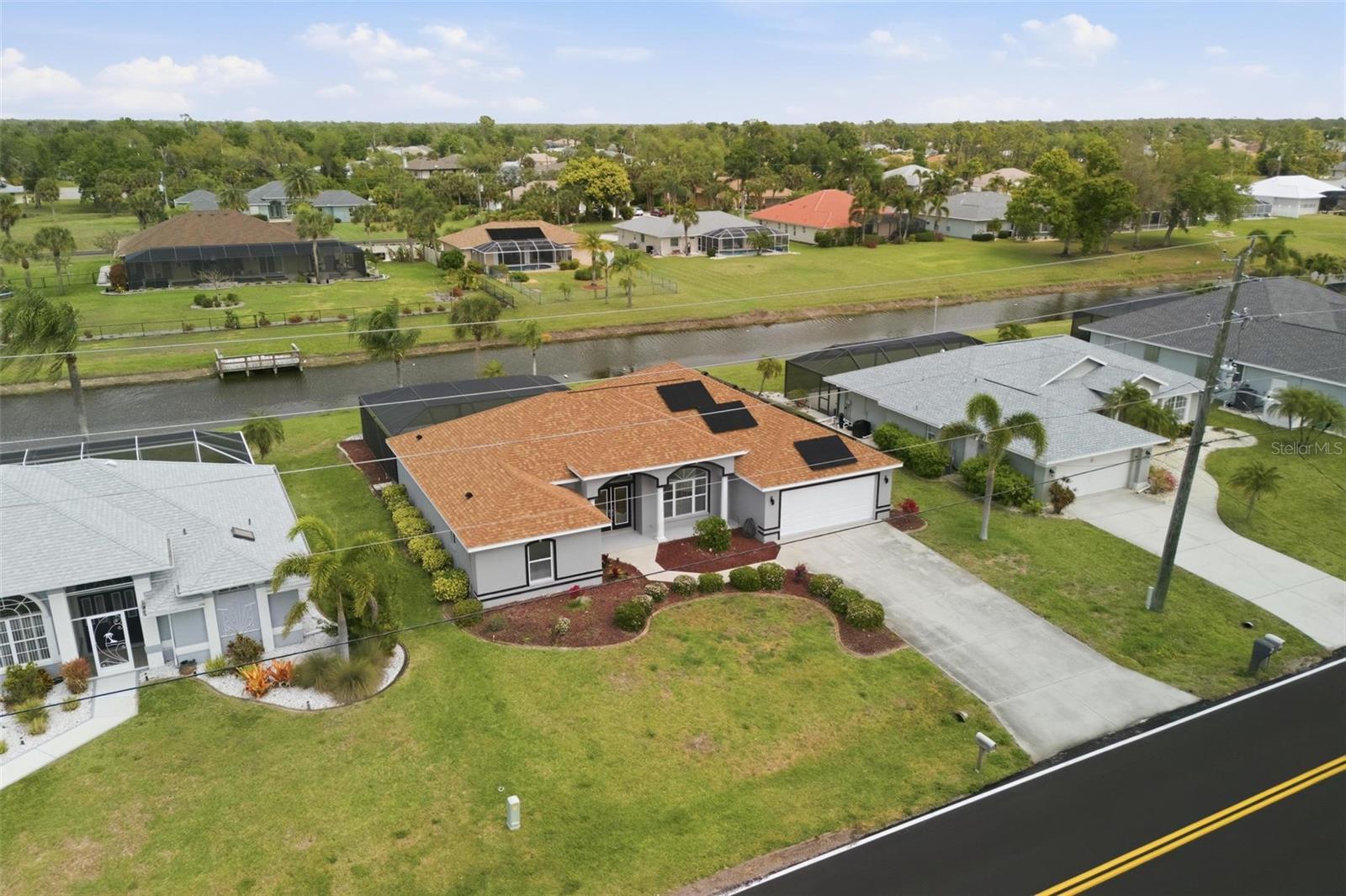 605 ROTONDA CIR, ROTONDA WEST, FL, 33947