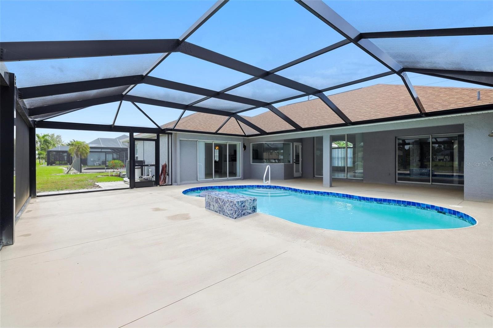 605 ROTONDA CIR, ROTONDA WEST, FL, 33947
