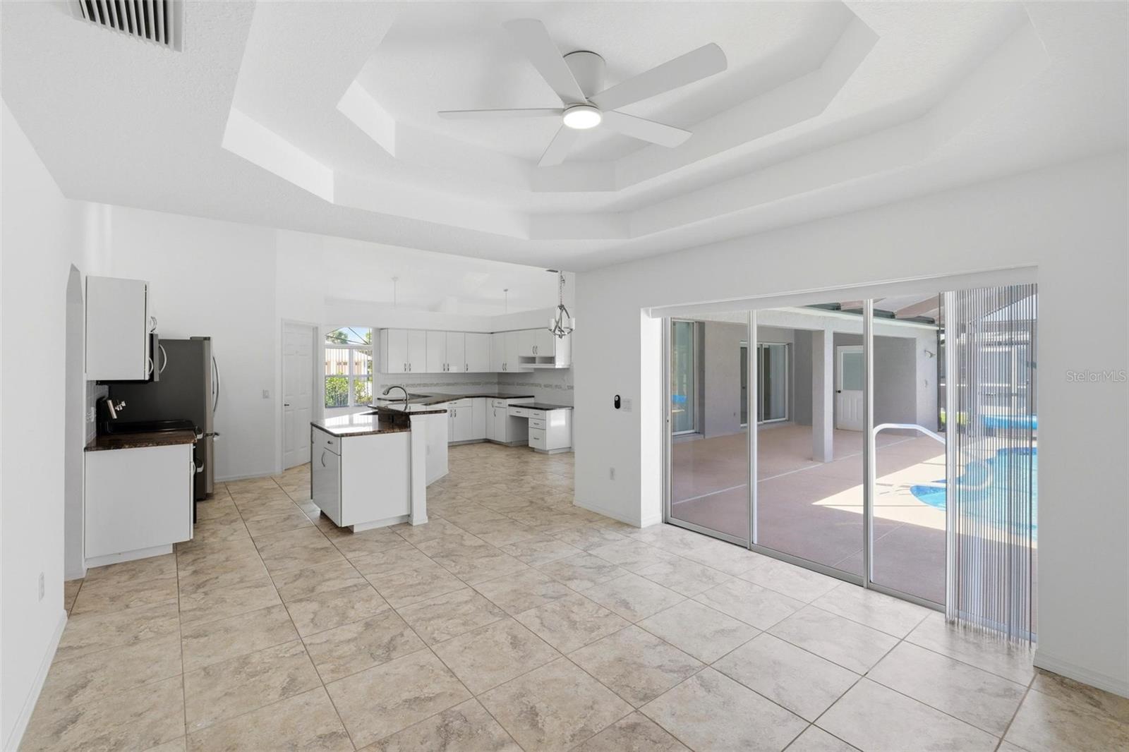 605 ROTONDA CIR, ROTONDA WEST, FL, 33947