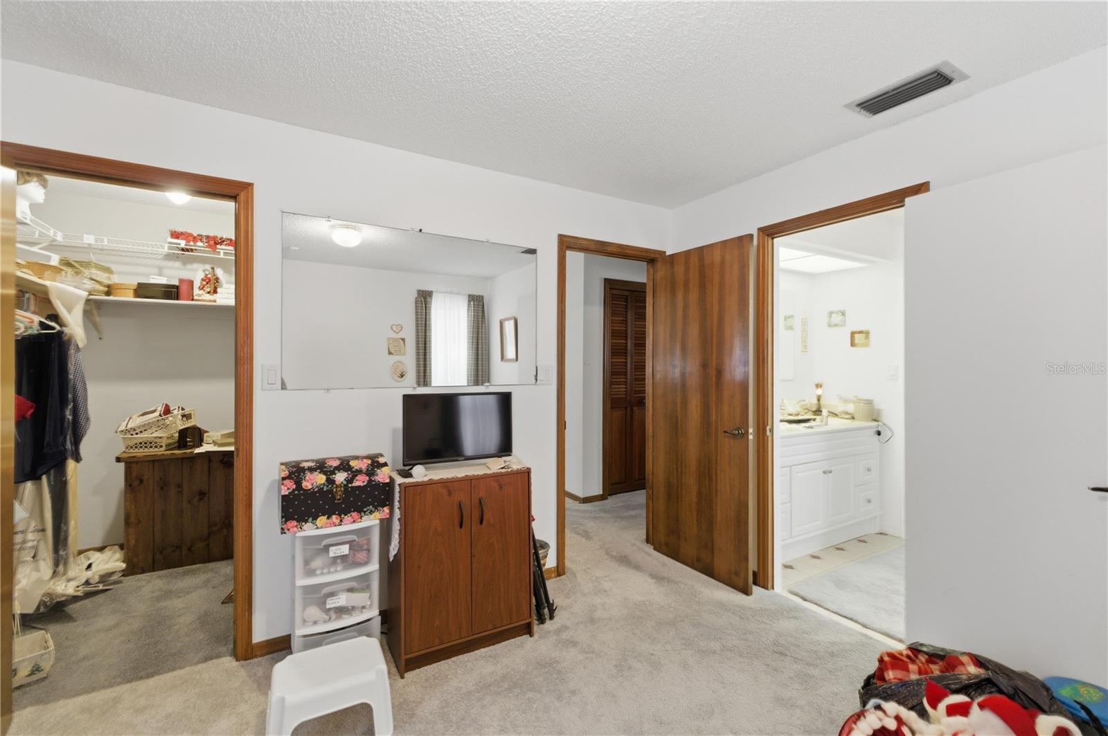 9704 WEDGEWOOD LN, LEESBURG, FL, 34788