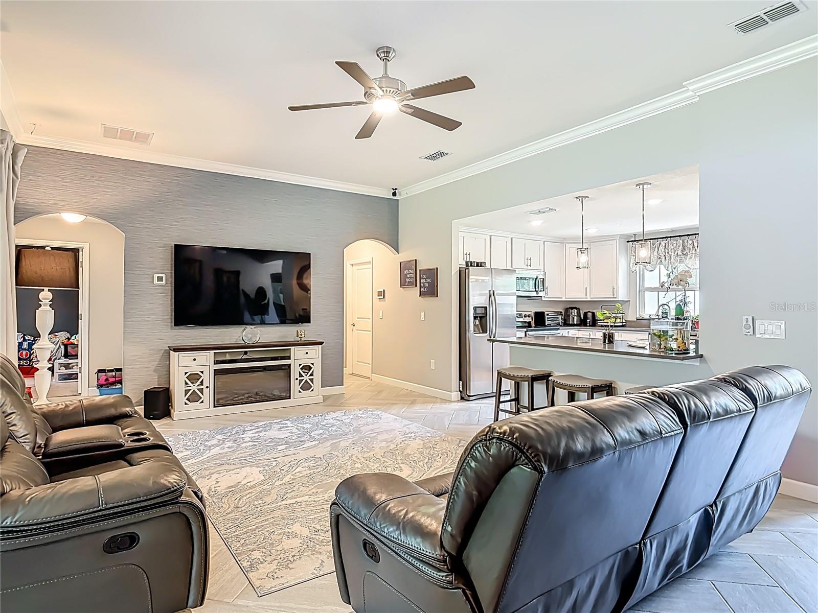 108 PALMIRA RD, DEBARY, FL, 32713
