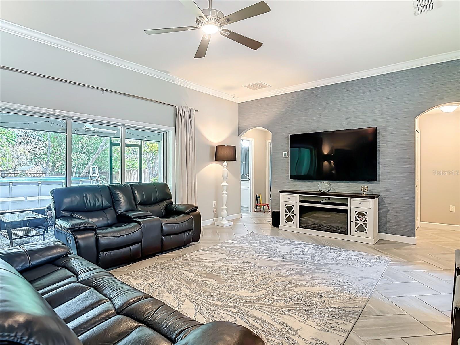 108 PALMIRA RD, DEBARY, FL, 32713