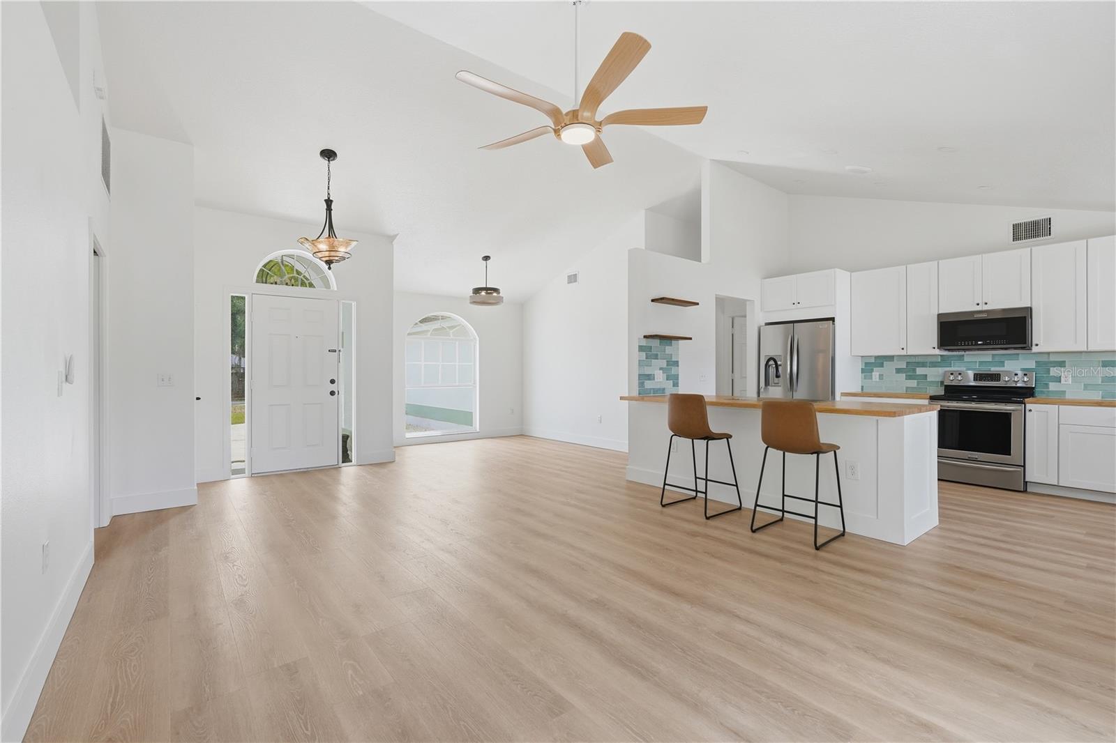 36703 SUNDANCE DR, GRAND ISLAND, FL, 32735