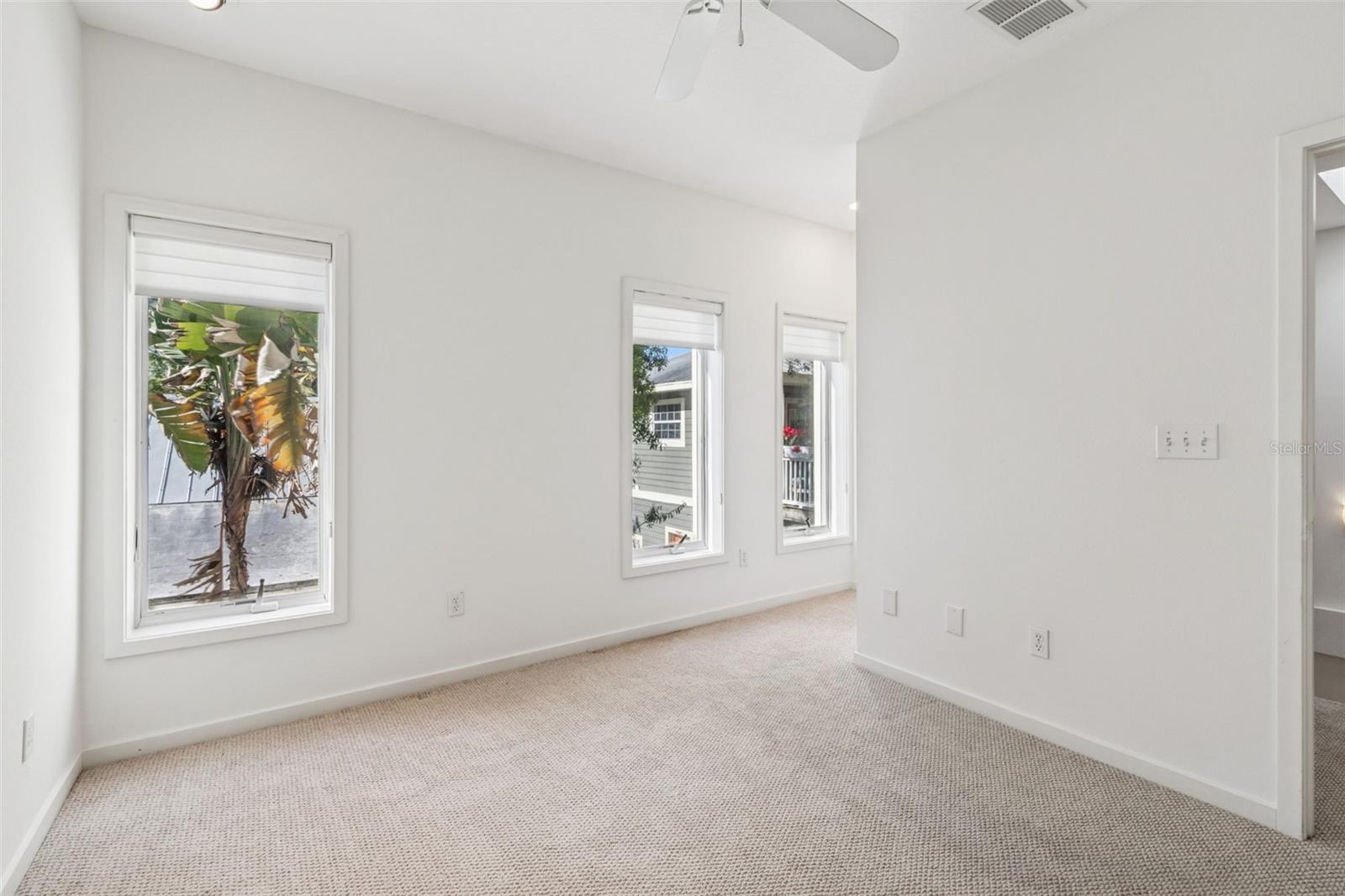 1685 LAUREL ST #3, SARASOTA, FL, 34236