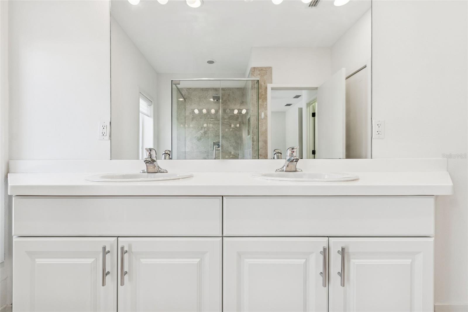 1685 LAUREL ST #3, SARASOTA, FL, 34236