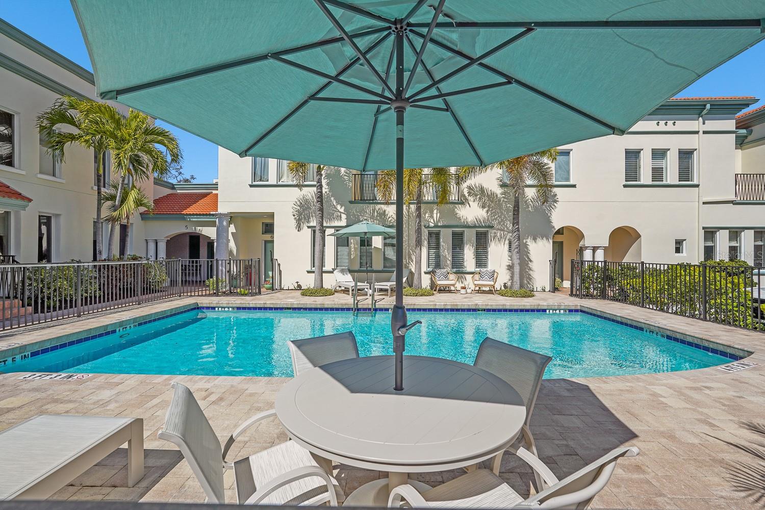 1685 LAUREL ST #3, SARASOTA, FL, 34236
