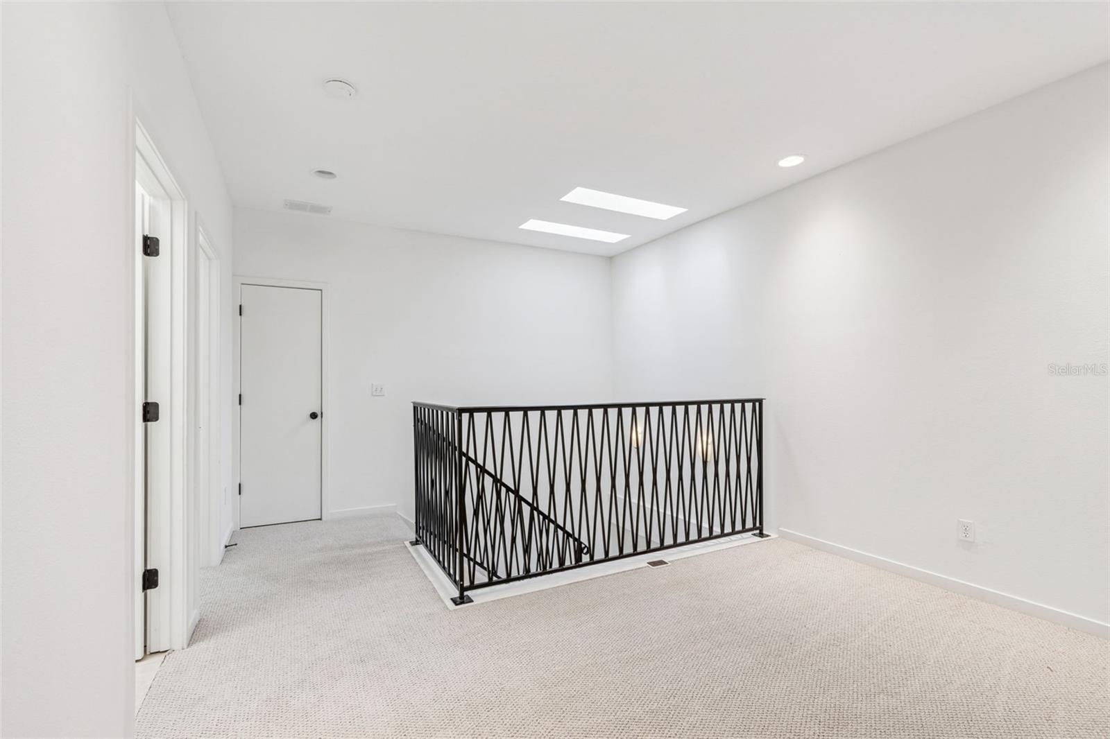 1685 LAUREL ST #3, SARASOTA, FL, 34236