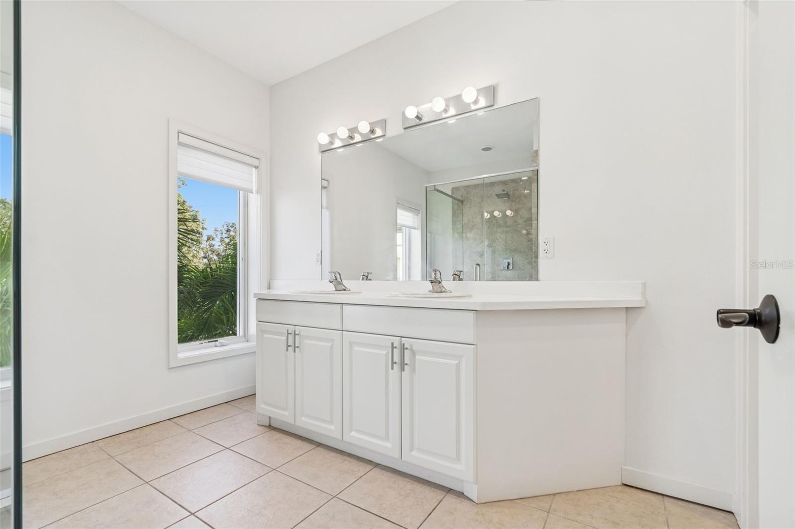 1685 LAUREL ST #3, SARASOTA, FL, 34236