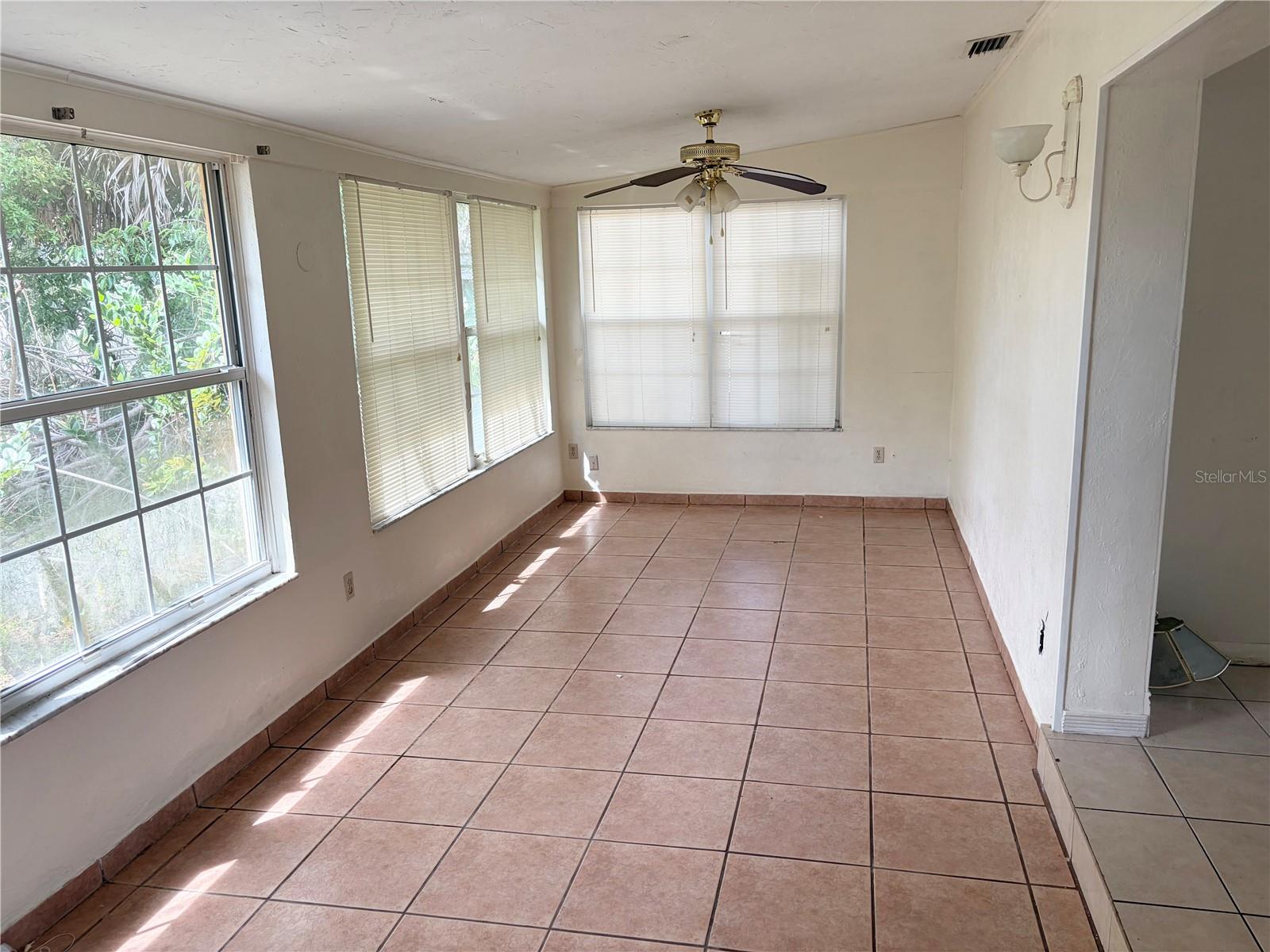 1264 FIELDSTONE AVE, DELTONA, FL, 32725