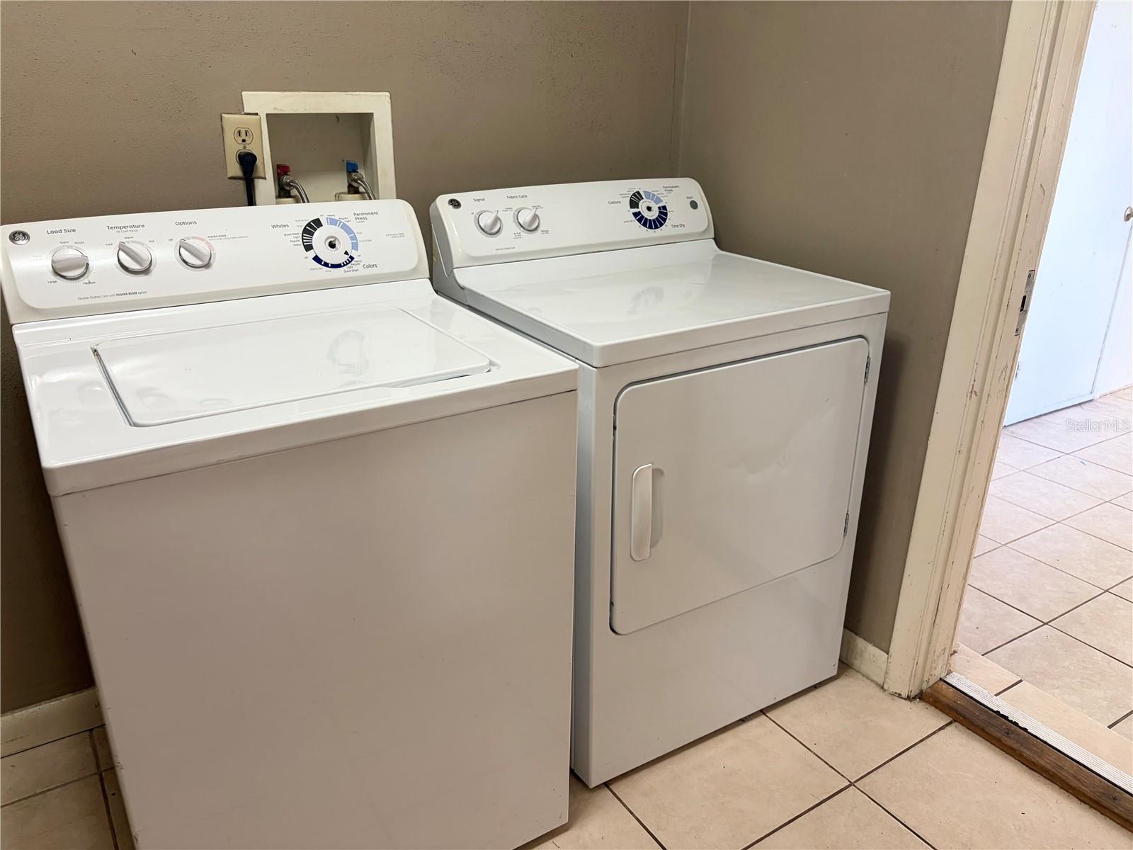 1264 FIELDSTONE AVE, DELTONA, FL, 32725