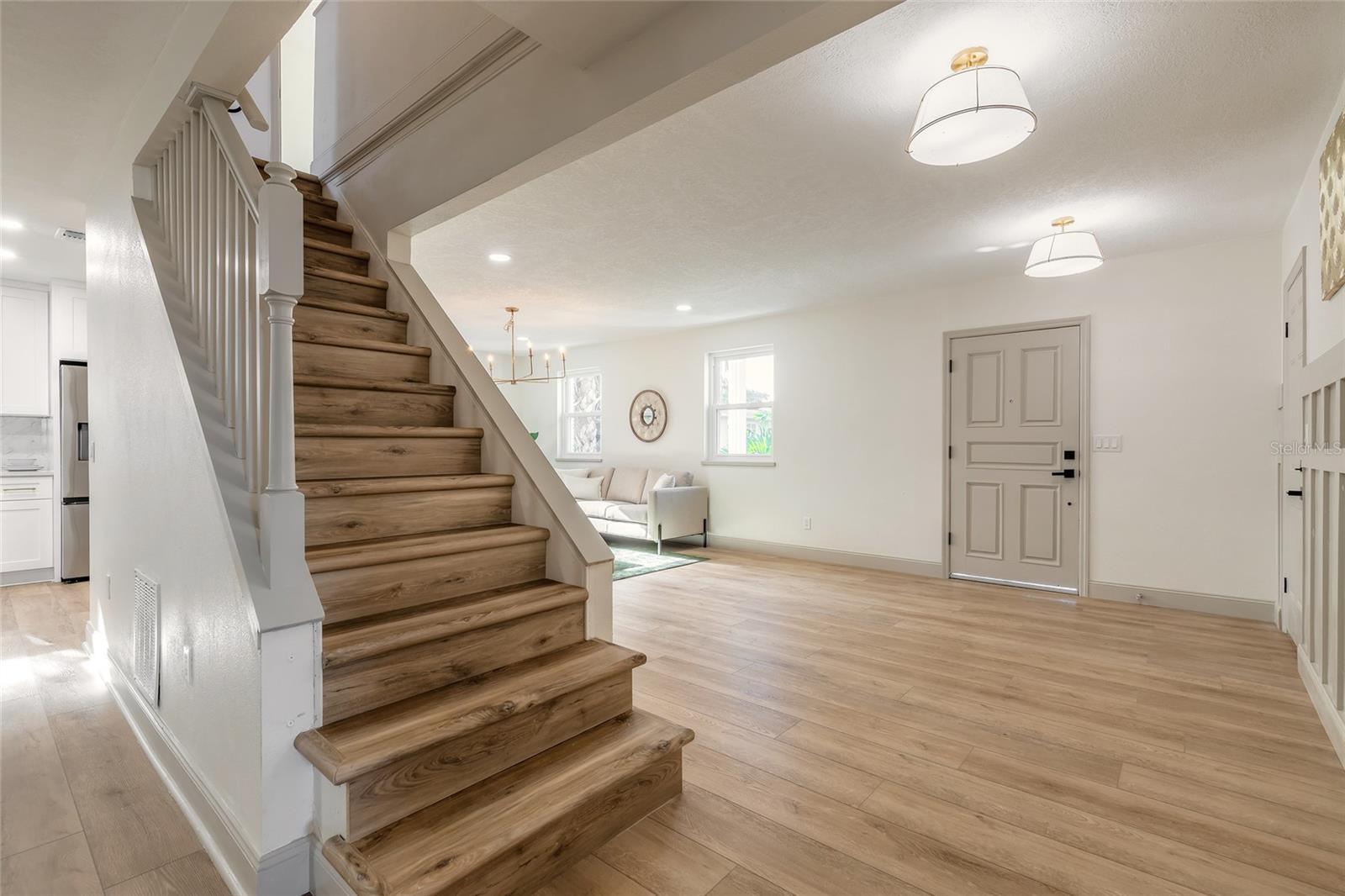 82 RAY MAR DR, ORMOND BEACH, FL, 32176