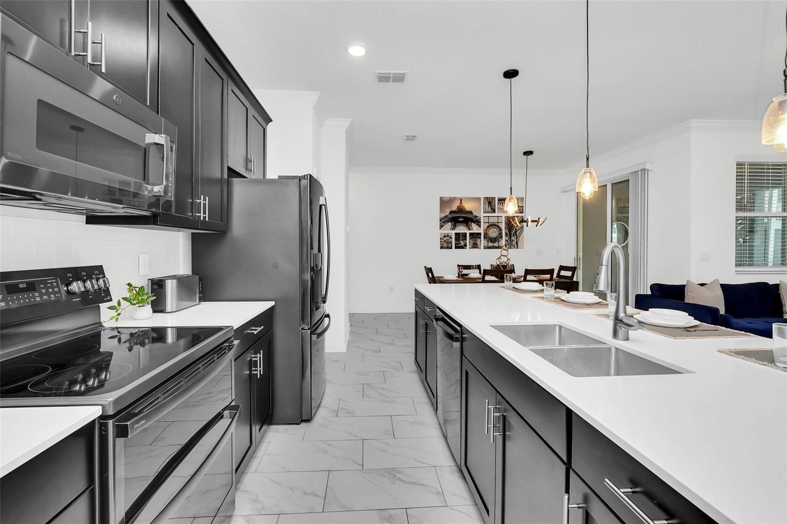 1000 LEADER ST, DAVENPORT, FL, 33896