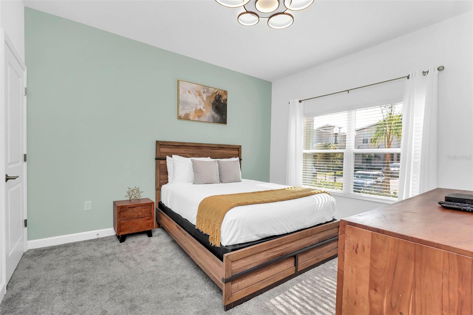 1000 LEADER ST, DAVENPORT, FL, 33896