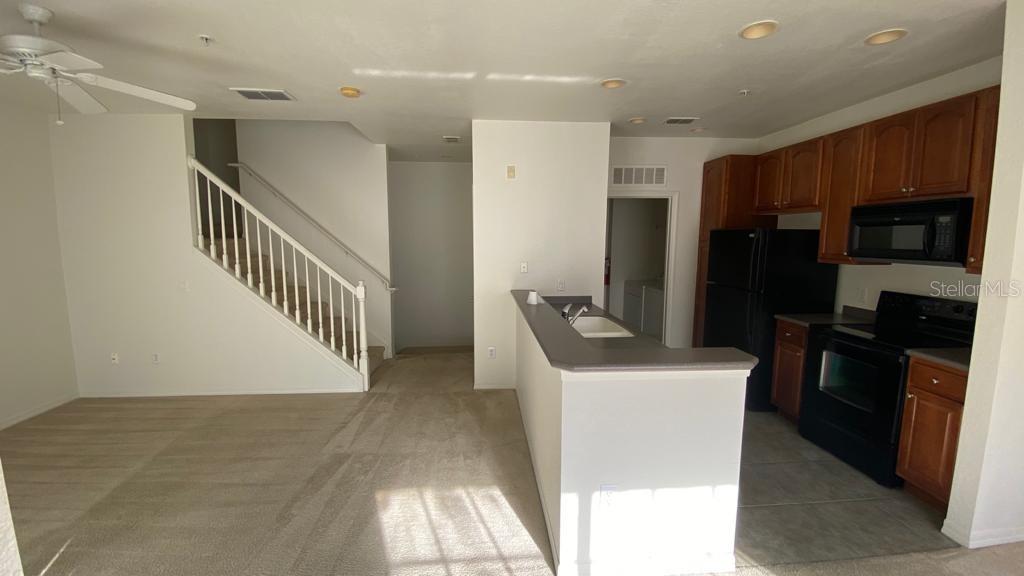 2532 GRAND CENTRAL PKWY #3, ORLANDO, FL, 32839