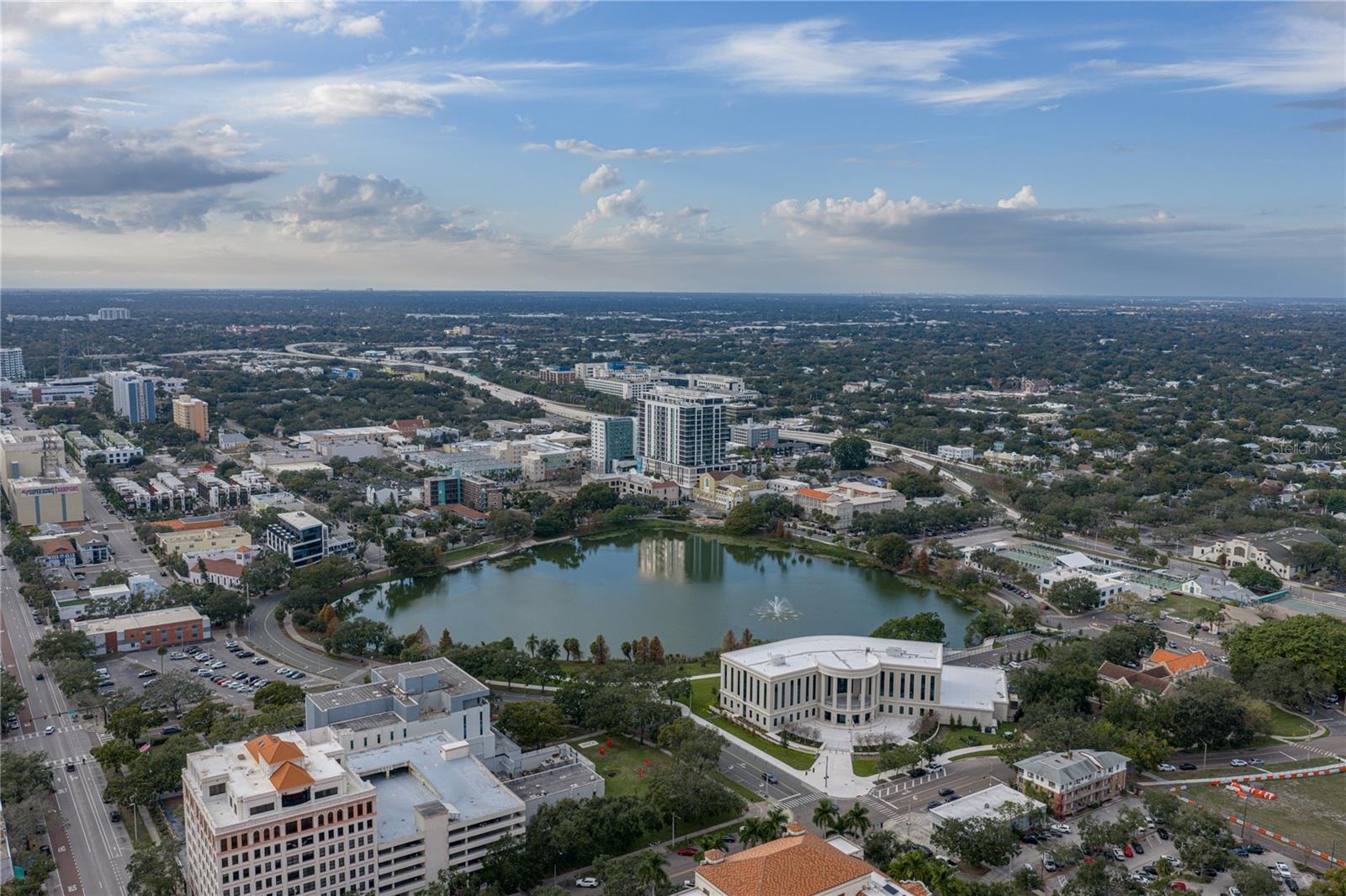 275 1ST AVE S #1701, ST PETERSBURG, FL, 33701