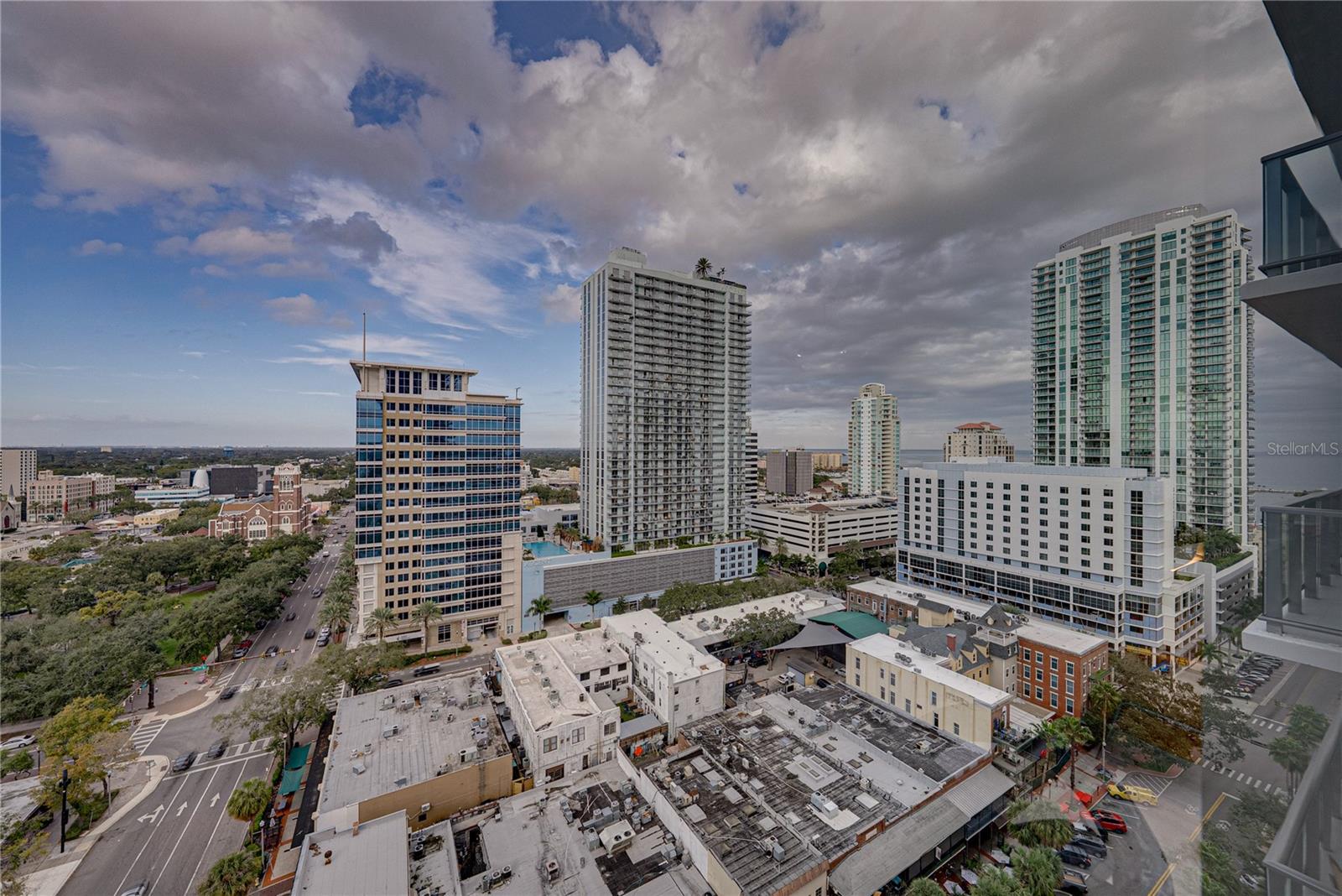 275 1ST AVE S #1701, ST PETERSBURG, FL, 33701