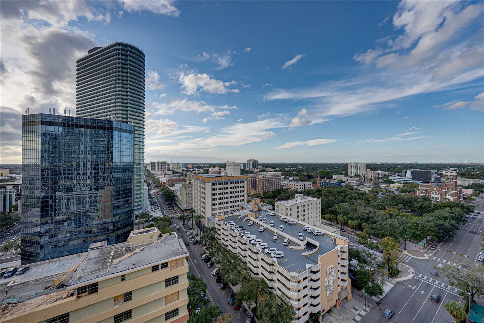 275 1ST AVE S #1701, ST PETERSBURG, FL, 33701