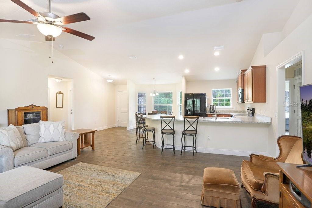 15256 COMMUNITY AVE, PORT CHARLOTTE, FL, 33953