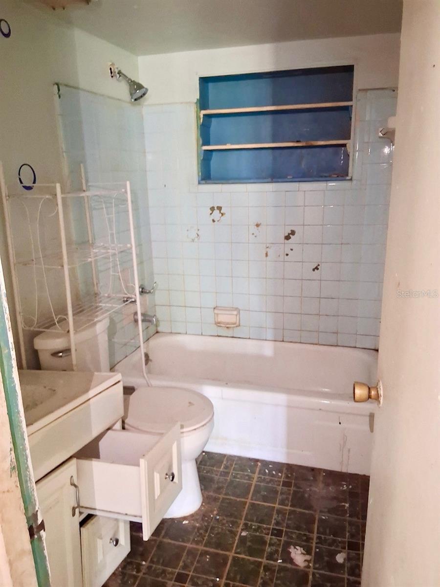 1621 SE 15TH AVE, GAINESVILLE, FL, 32641