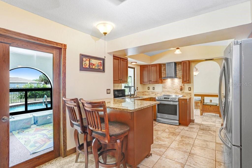 15248 COMMUNITY AVE, PORT CHARLOTTE, FL, 33953