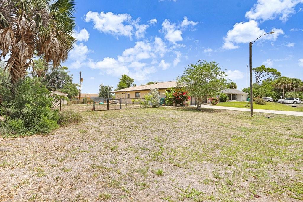 15248 COMMUNITY AVE, PORT CHARLOTTE, FL, 33953