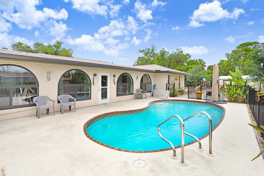 15248 COMMUNITY AVE, PORT CHARLOTTE, FL, 33953