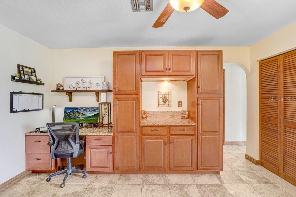 15248 COMMUNITY AVE, PORT CHARLOTTE, FL, 33953