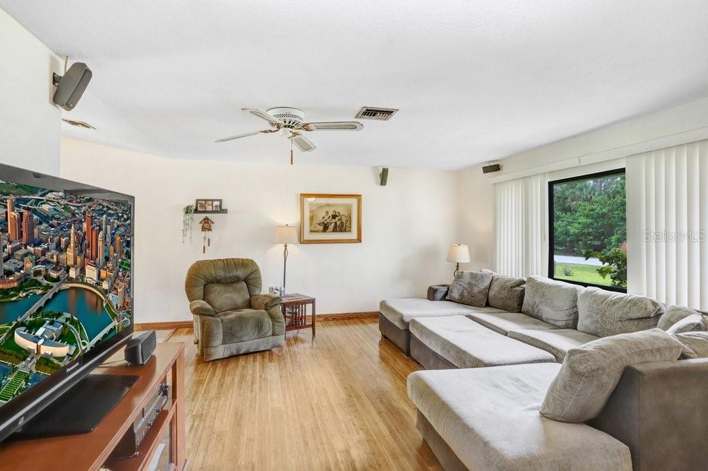 15248 COMMUNITY AVE, PORT CHARLOTTE, FL, 33953