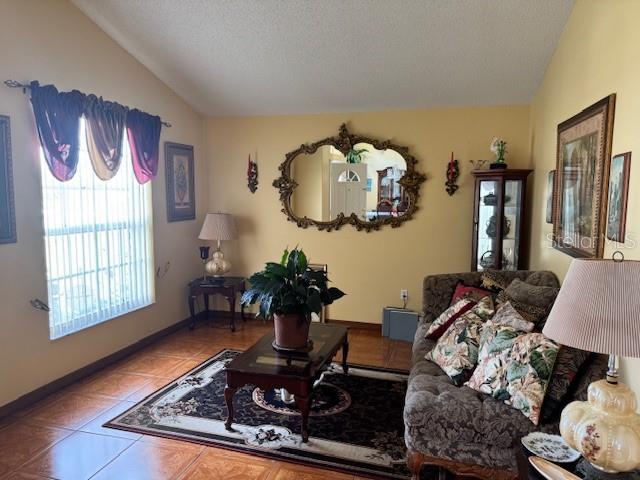 813 HALIFAX DR, KISSIMMEE, FL, 34758