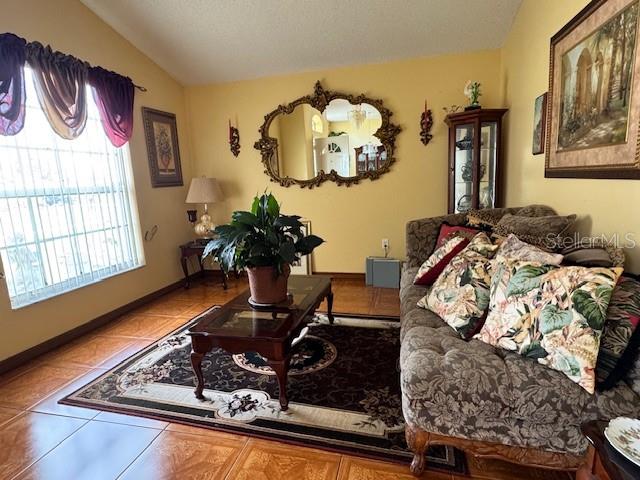 813 HALIFAX DR, KISSIMMEE, FL, 34758