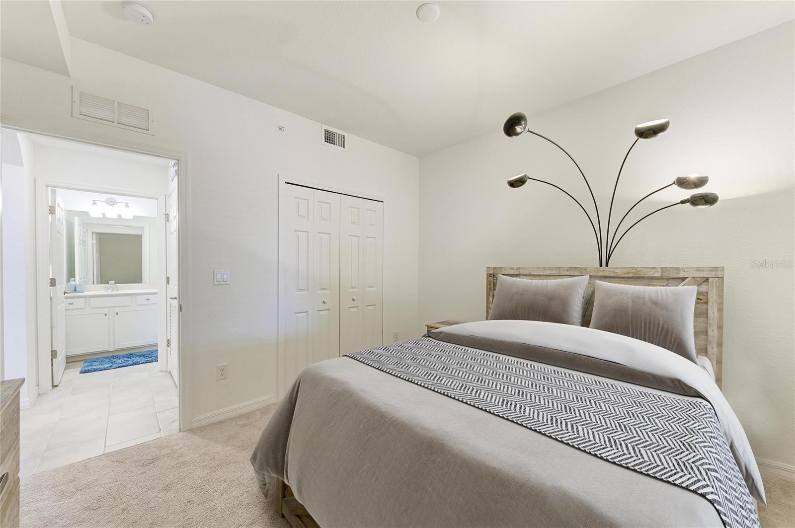 18114 GAWTHROP DR #204, BRADENTON, FL, 34211